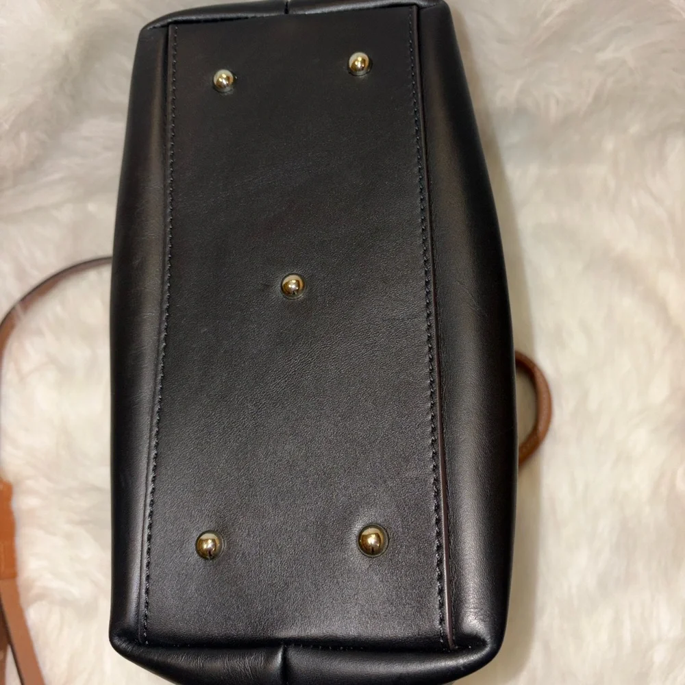 Dooney & Bourke Black and Brown Large Barlow Women's Bag - Picture 3 of 8